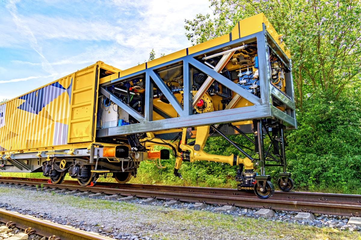 Rail Welding Robot Advances Automated Track Maintenance
